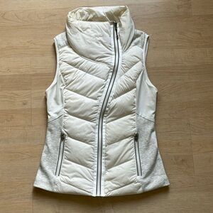 Be Boundless White Down Feathers Puffer Vest Reflective Nylon Women’s Small